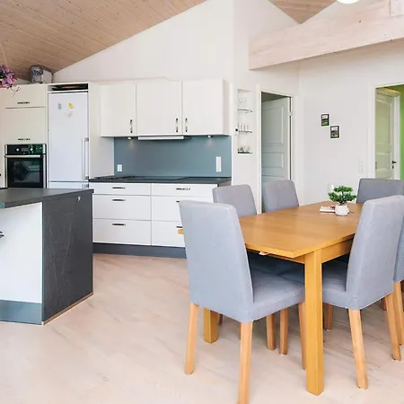 بيت للعطل 6 Person In