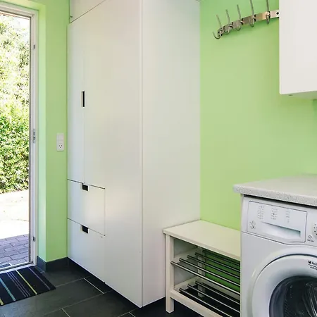 6 Person In بيت للعطل Tarm