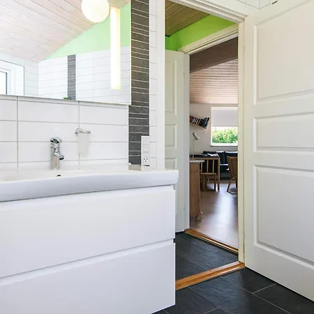 بيت للعطل 6 Person In Tarm